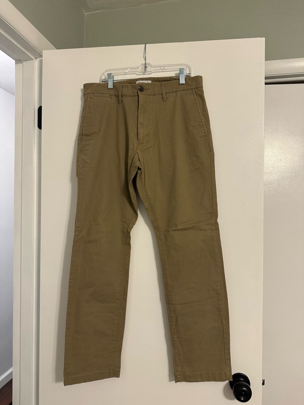 Goodfellow & Co “Hennepin Chino” Slim Khaki Pants, Men’s Size 31Wx30L